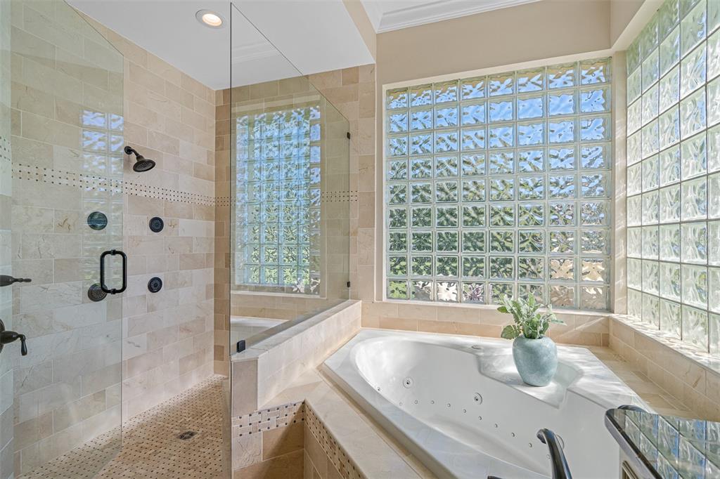 CHEVAL POLO & GOLF CL PHAS - Residential