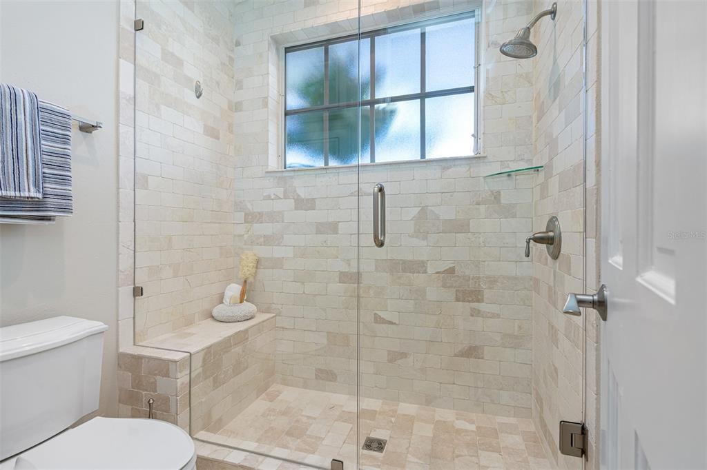 CHEVAL POLO & GOLF CL PHAS - Residential