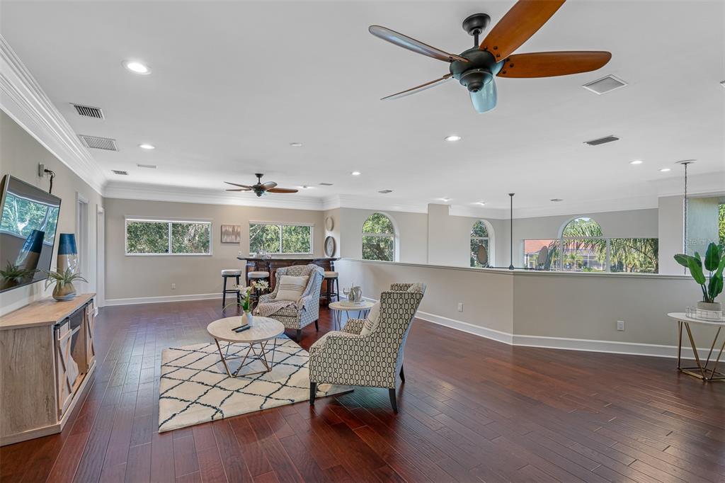 CHEVAL POLO & GOLF CL PHAS - Residential