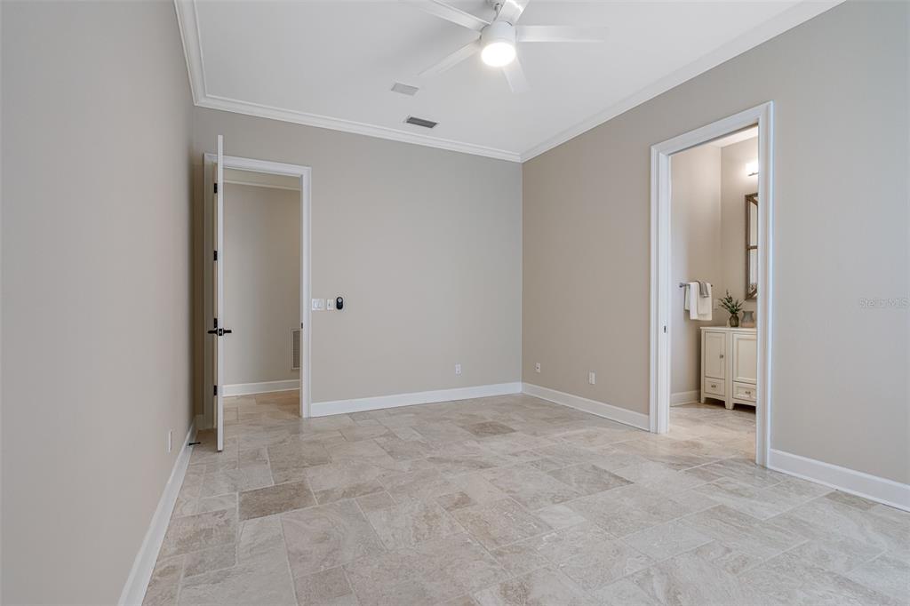 CHEVAL POLO & GOLF CL PHAS - Residential