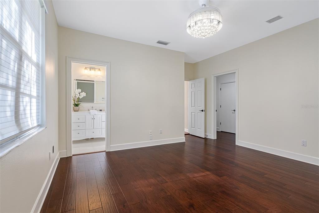 CHEVAL POLO & GOLF CL PHAS - Residential