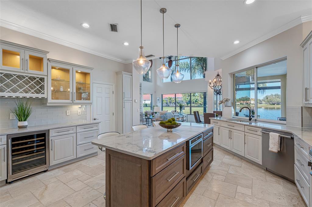 CHEVAL POLO & GOLF CL PHAS - Residential