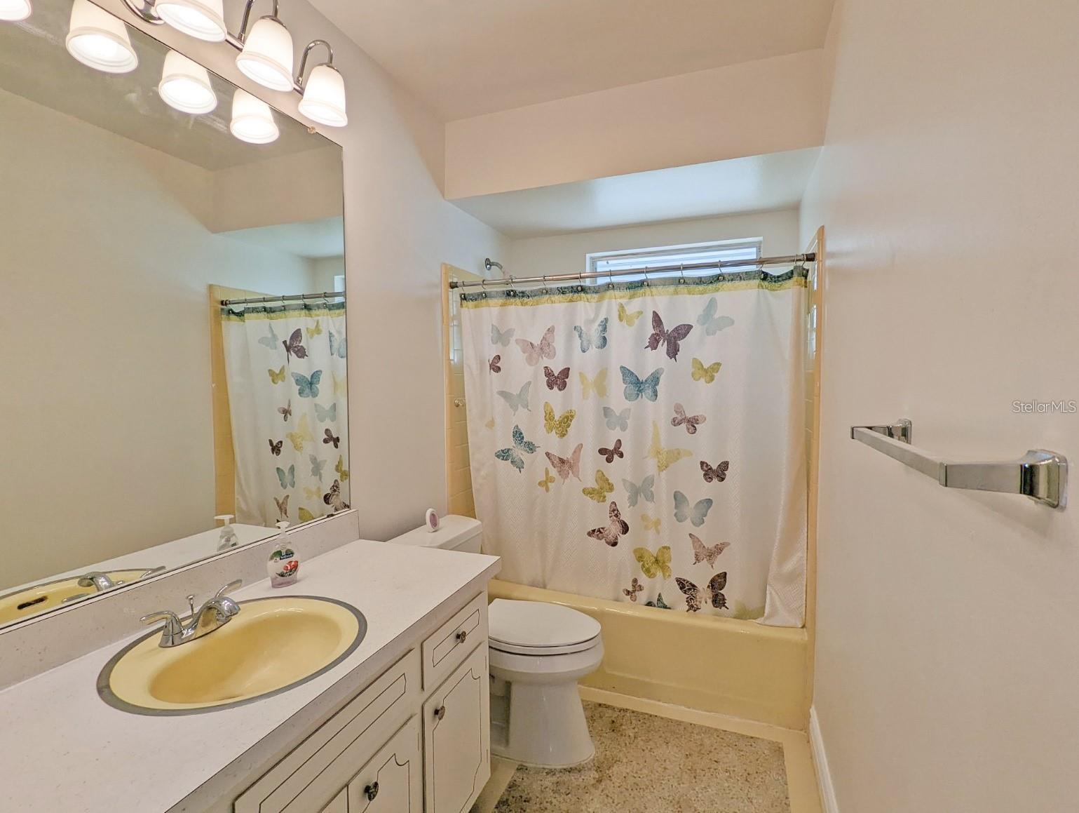 UNPLATTED - Residential Lease