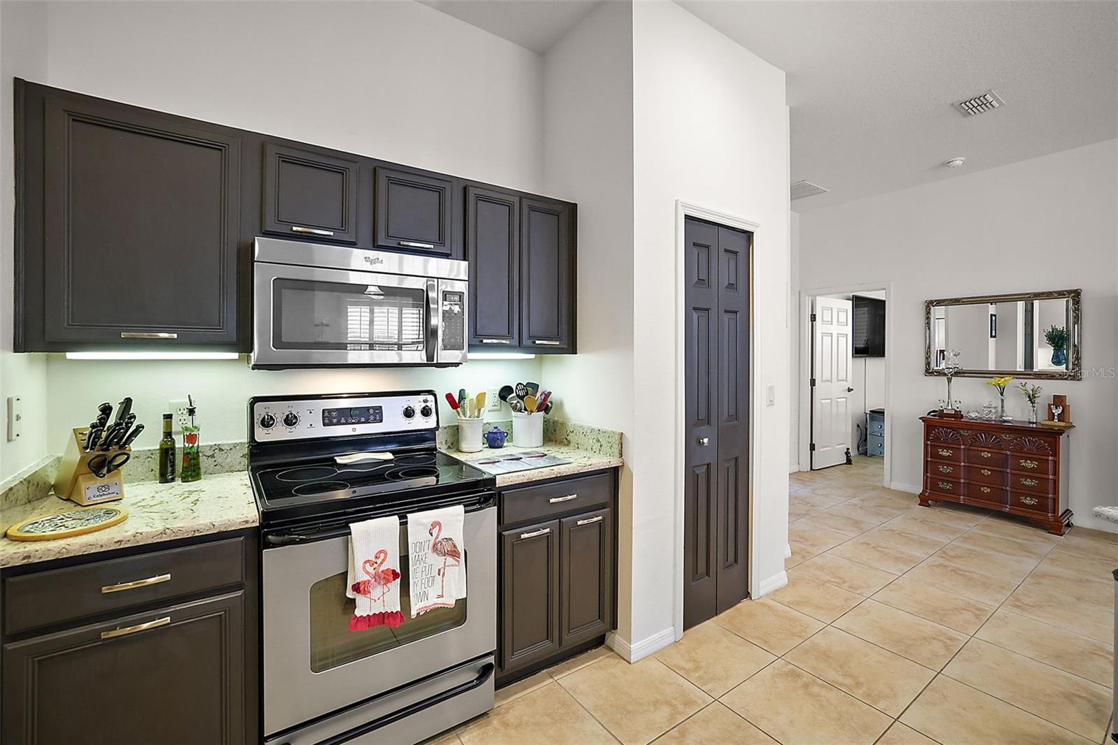 PLANTATION AT LEESBURG GLENDALE VILLAGE - Residential