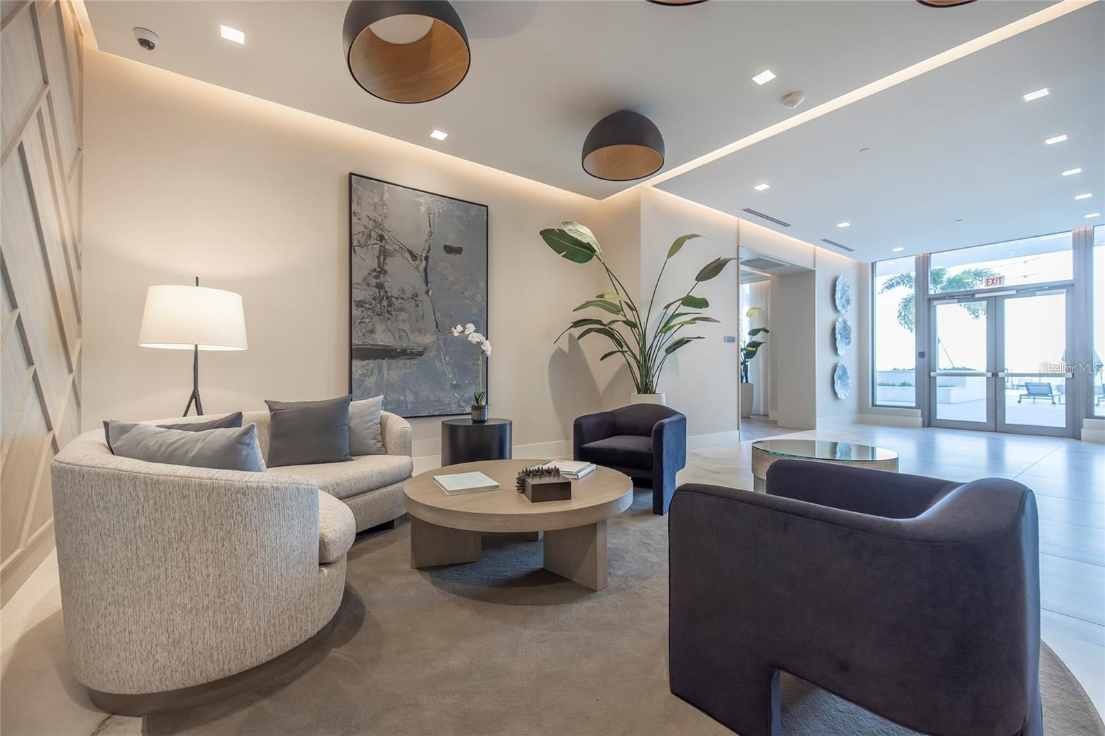 SALTAIRE ST PETERSBURG - Residential