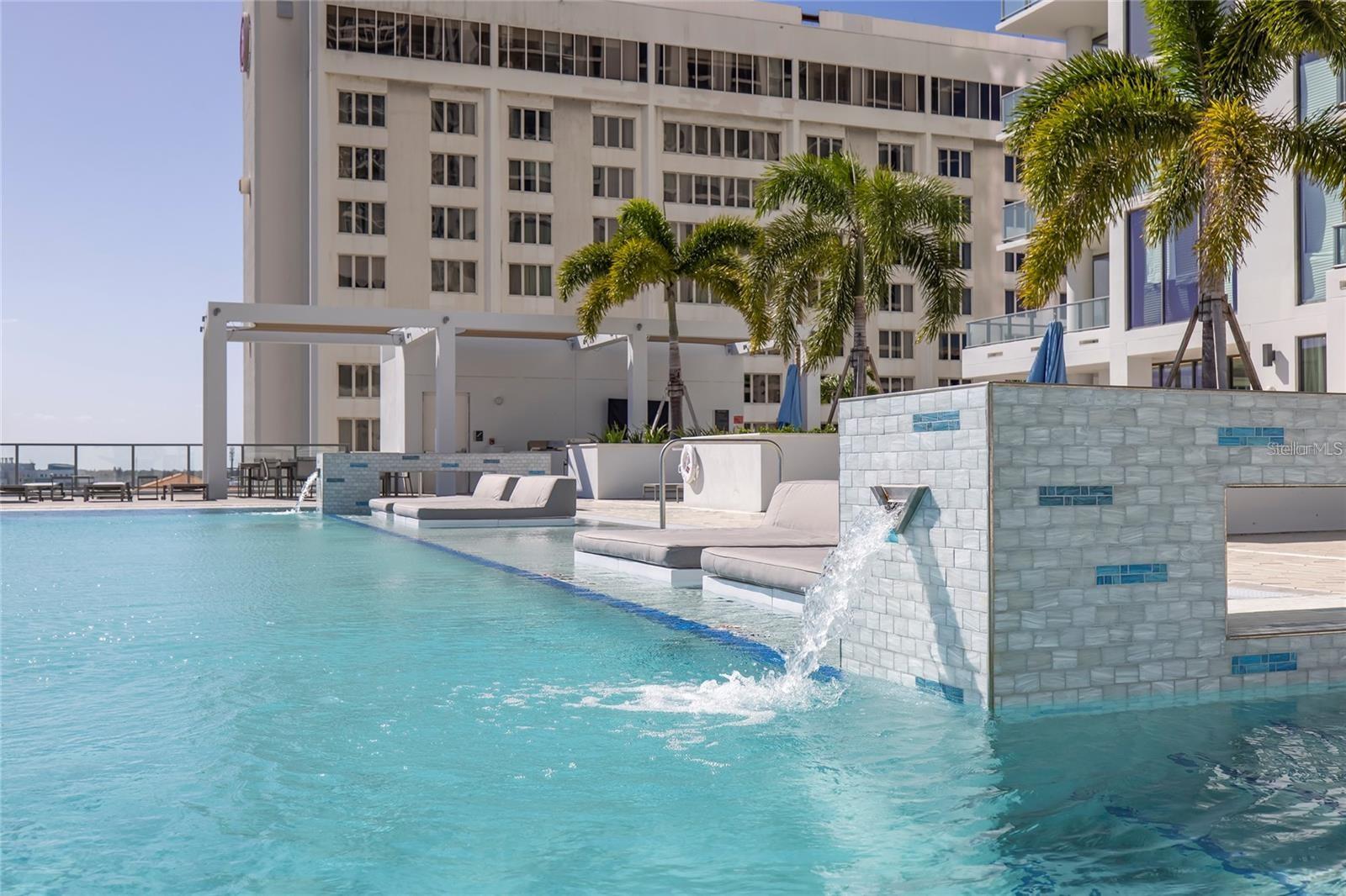 SALTAIRE ST PETERSBURG - Residential