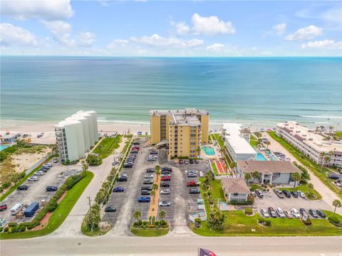 A home in NEW SMYRNA BEACH