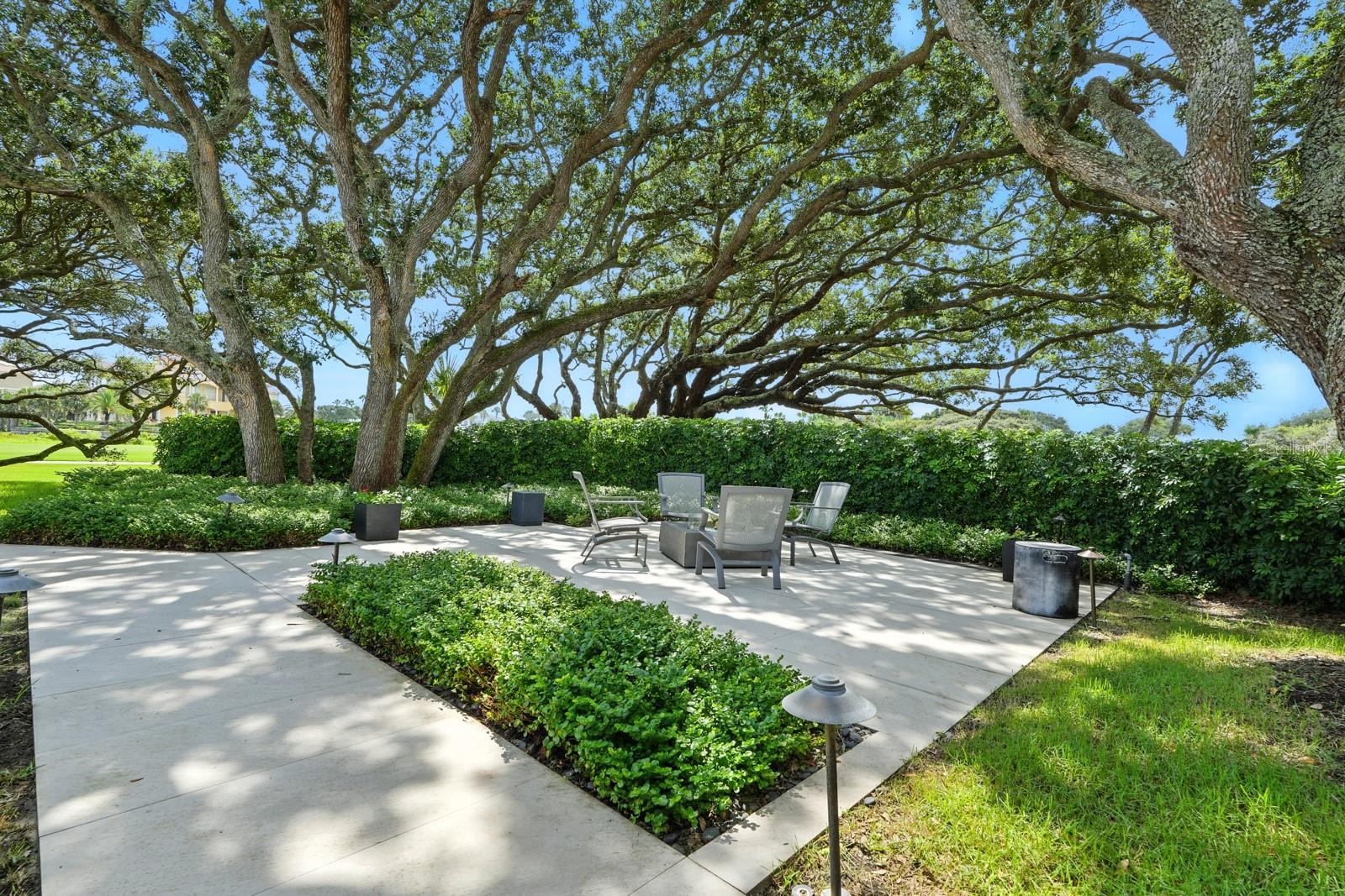 HAMMOCK DUNES - Residential