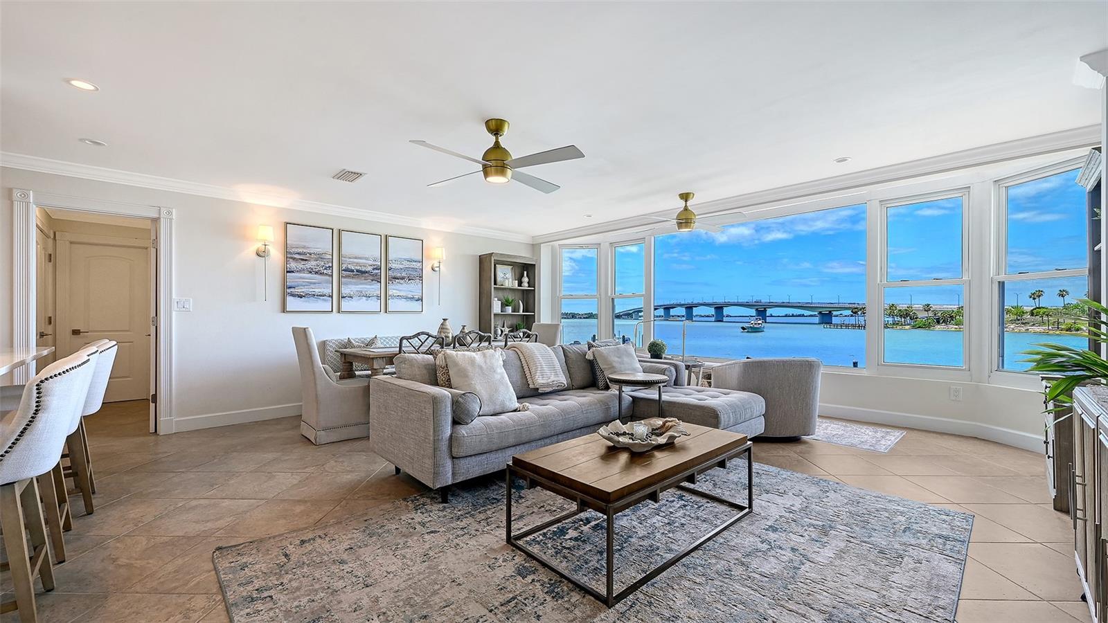 174 GOLDEN GATE POINT 22