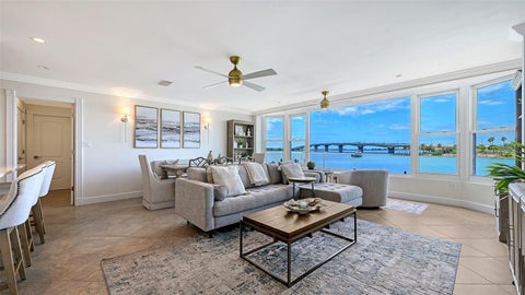 174 Golden Gate Point 22, Sarasota, FL 34236