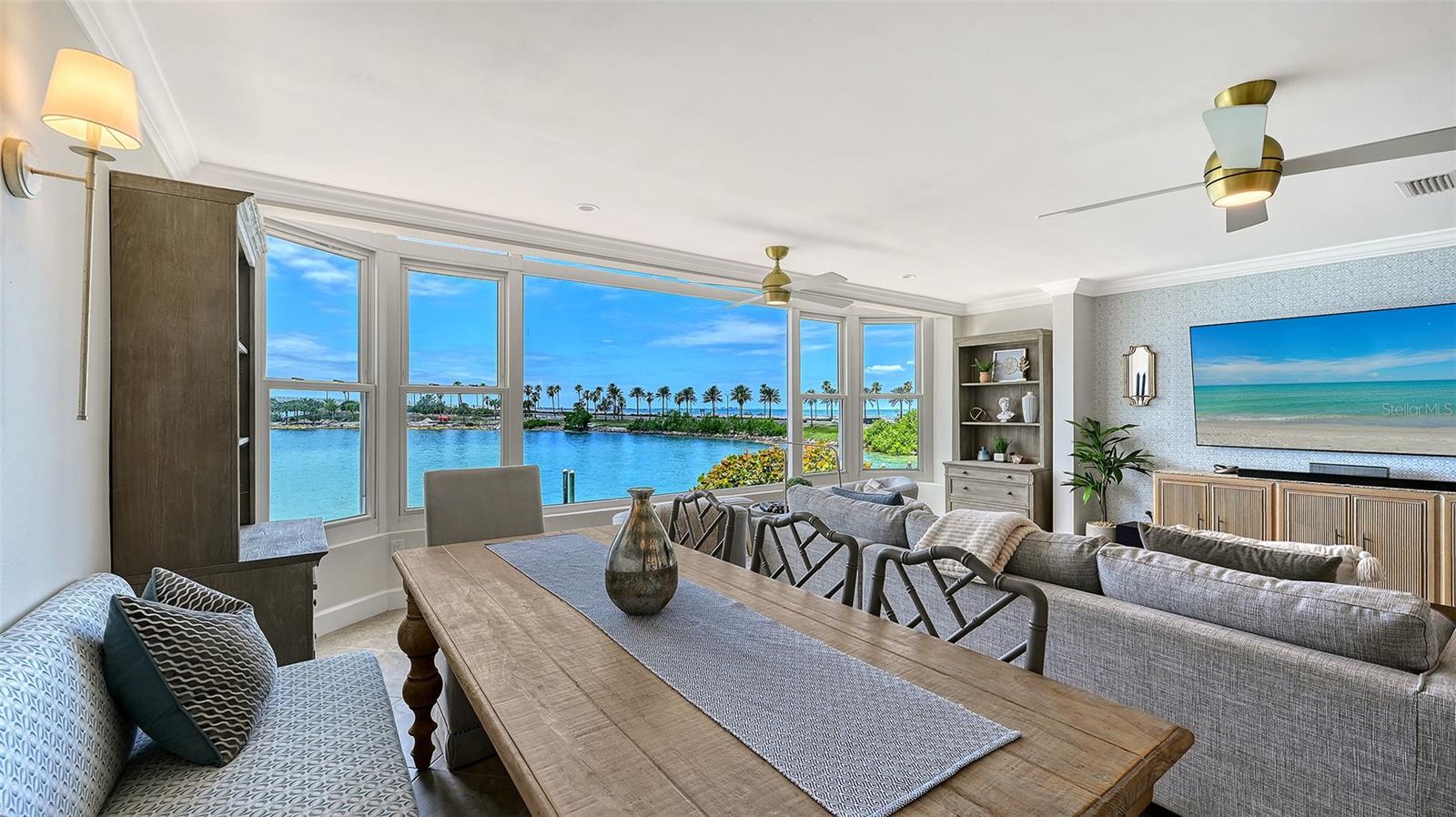 174 GOLDEN GATE POINT 22