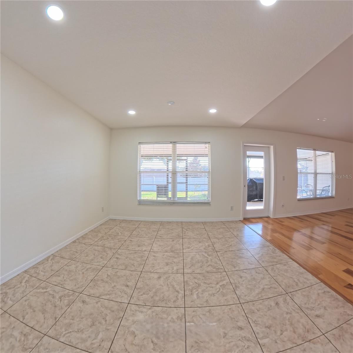 VINEYARD ESTATES SUB - Residential