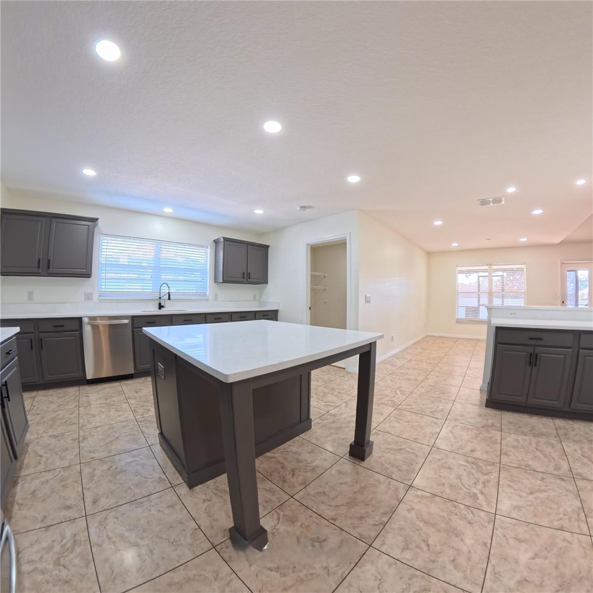 VINEYARD ESTATES SUB - Residential