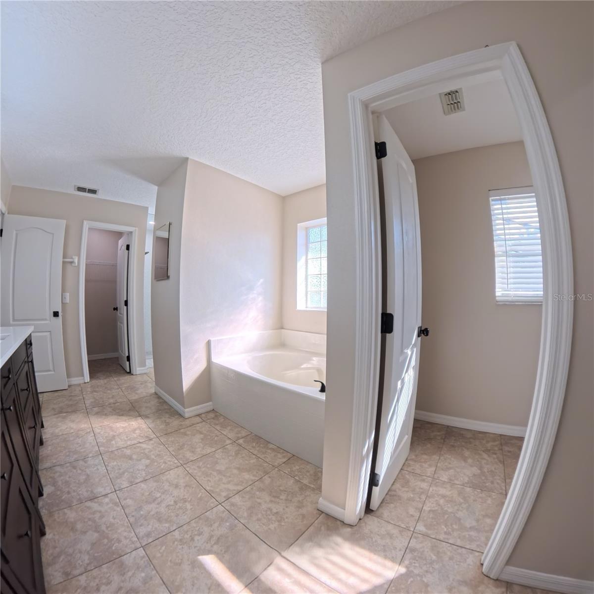 VINEYARD ESTATES SUB - Residential