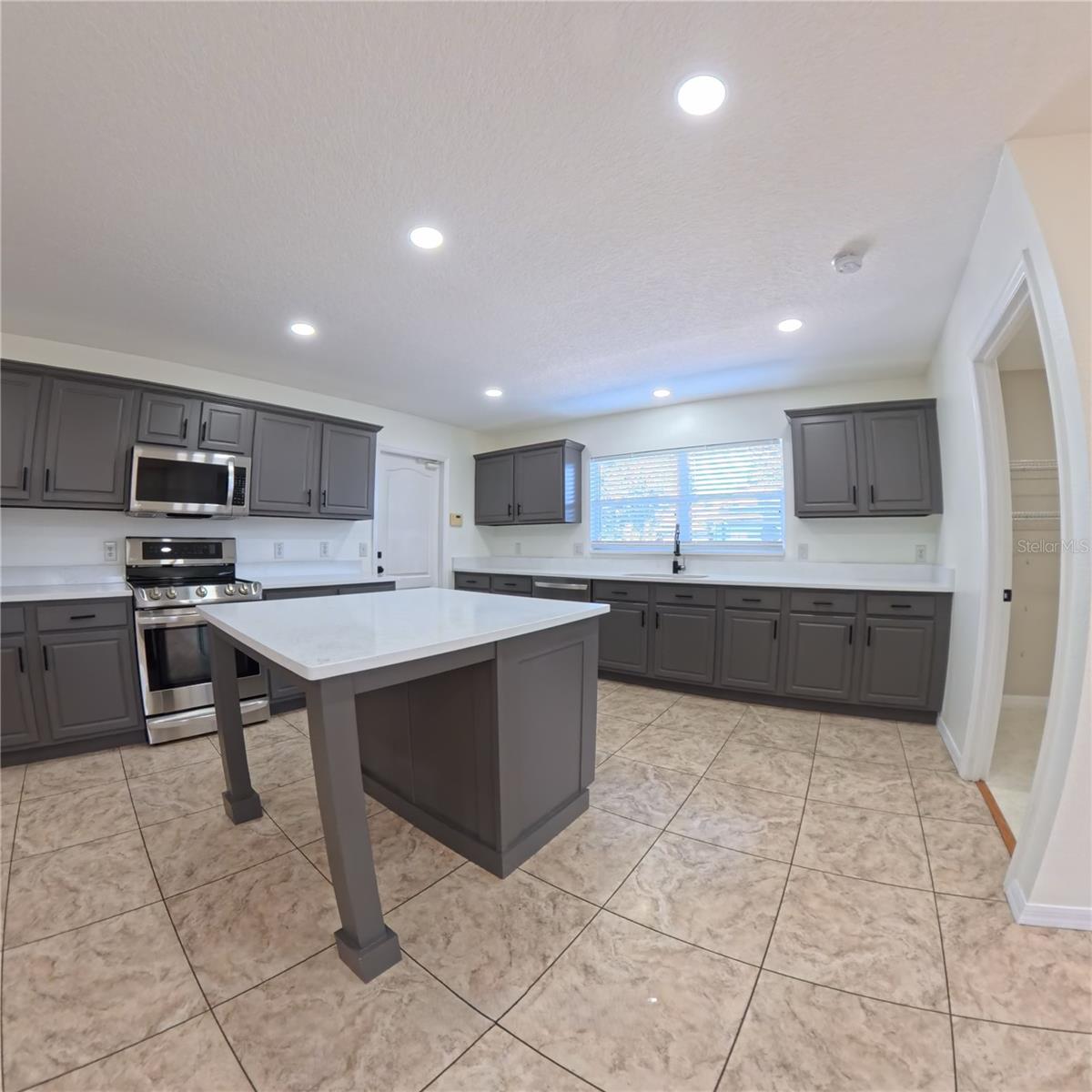 VINEYARD ESTATES SUB - Residential