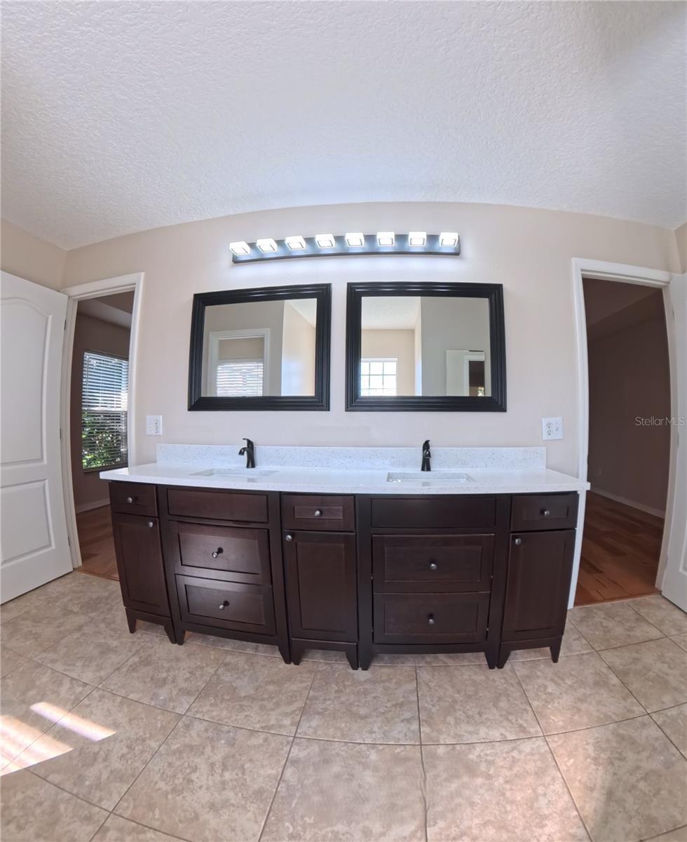 VINEYARD ESTATES SUB - Residential