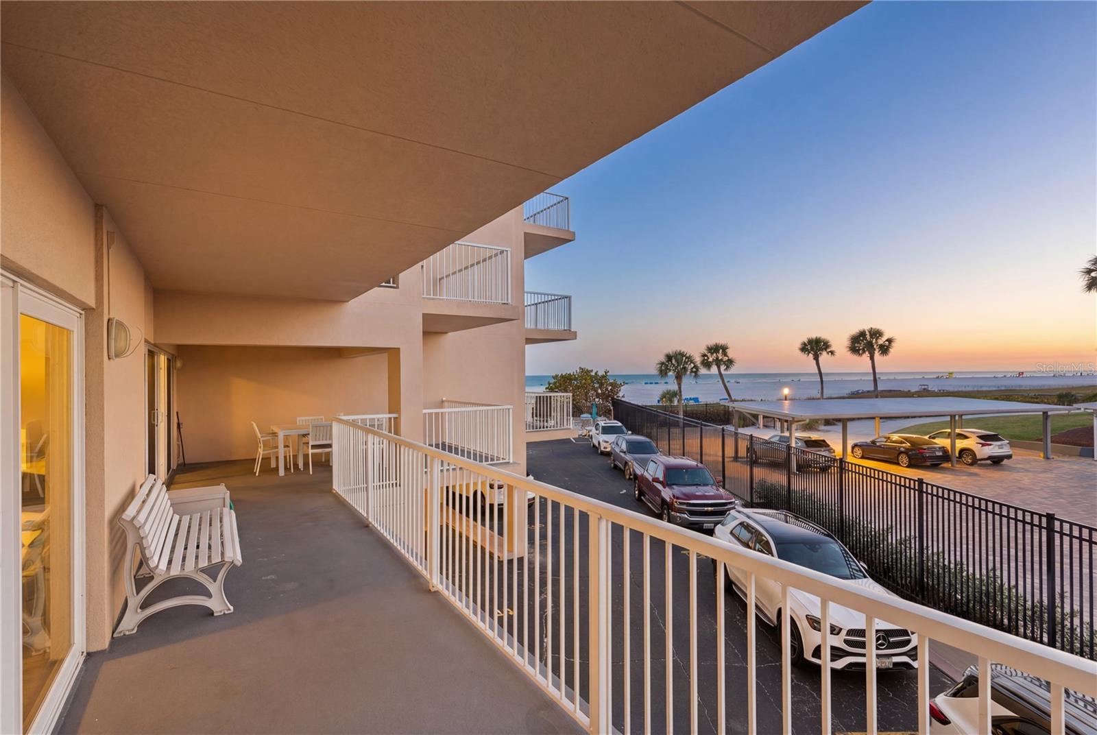 JAMAICA ROYALE ELEV APTS - Residential