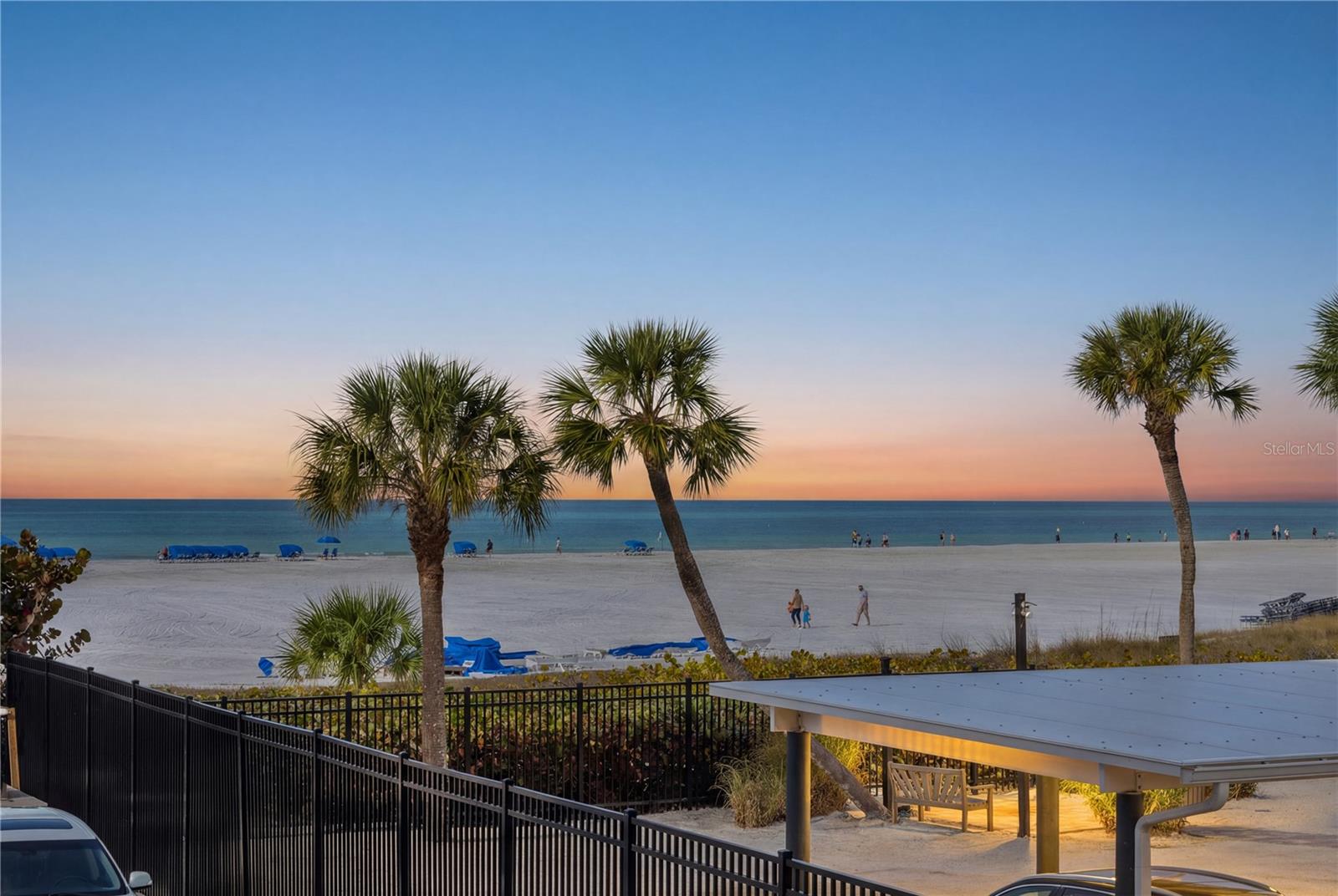 JAMAICA ROYALE ELEV APTS - Residential