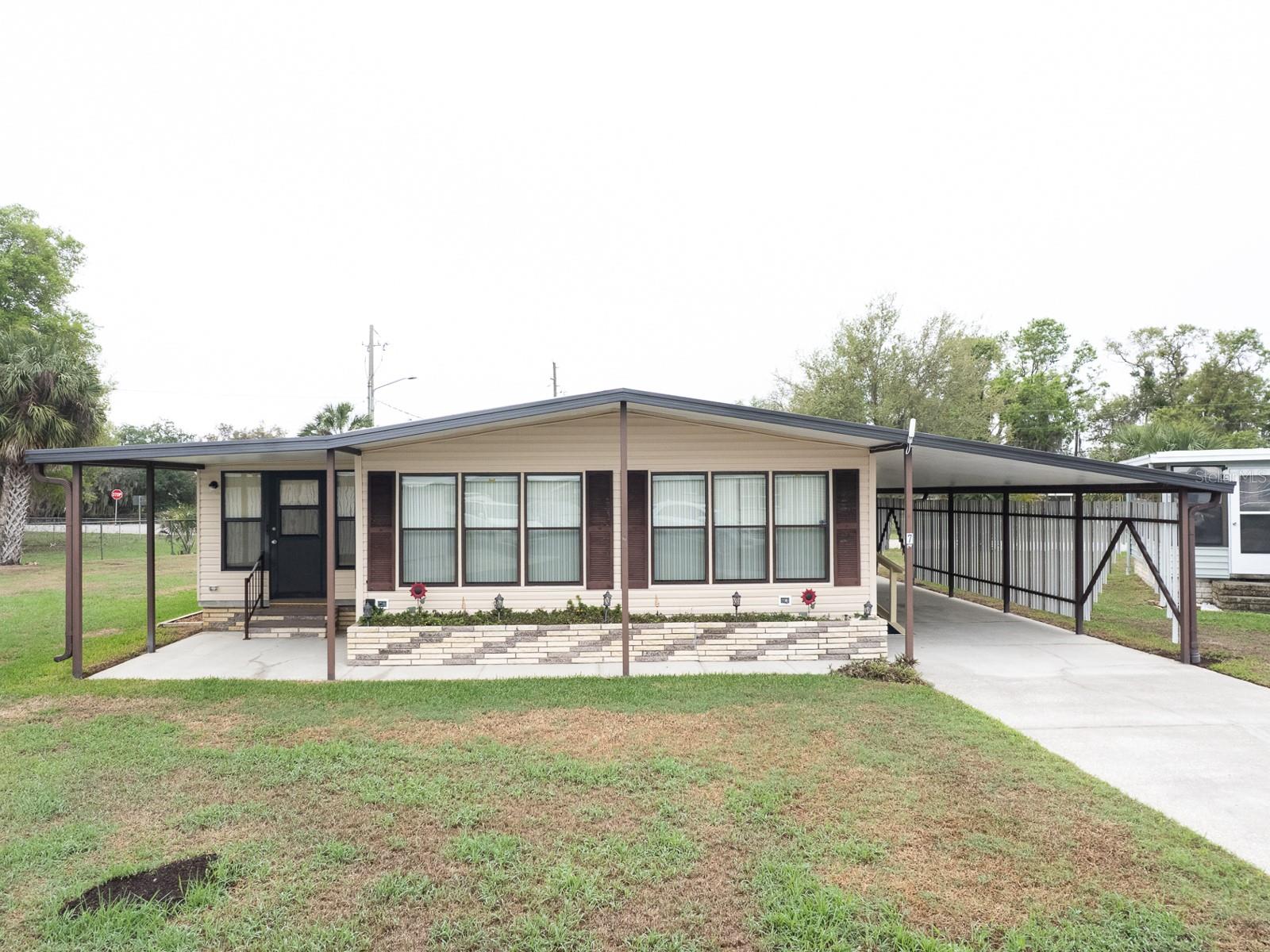 2055 S FLORAL AVENUE 7