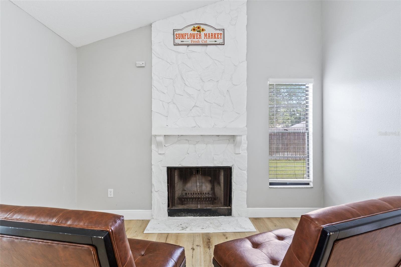 NORTH LAKES SEC E UNIT 1 - Residential