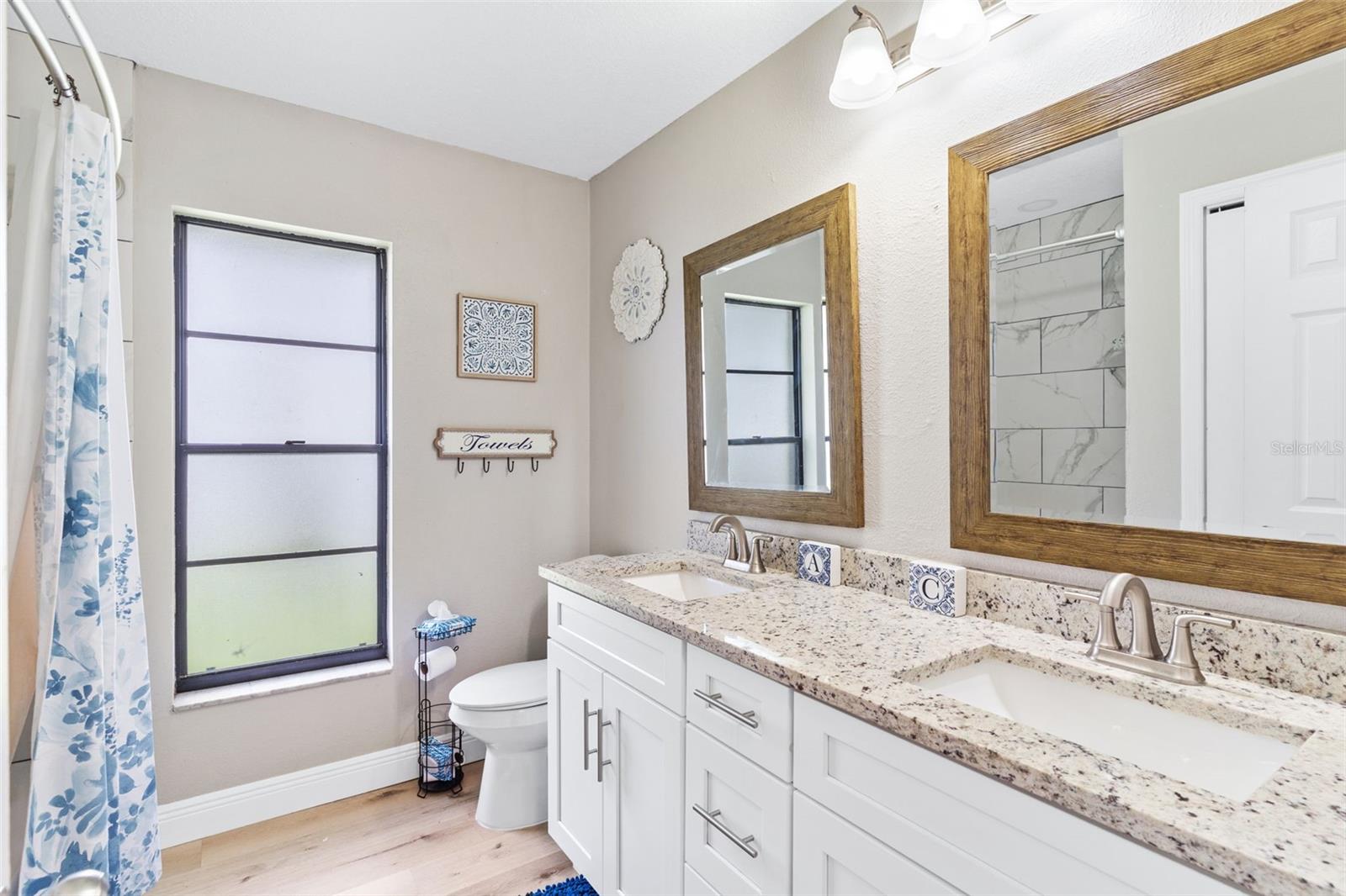 NORTH LAKES SEC E UNIT 1 - Residential