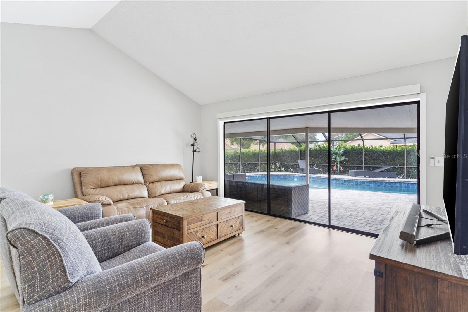 NORTH LAKES SEC E UNIT 1 - Residential