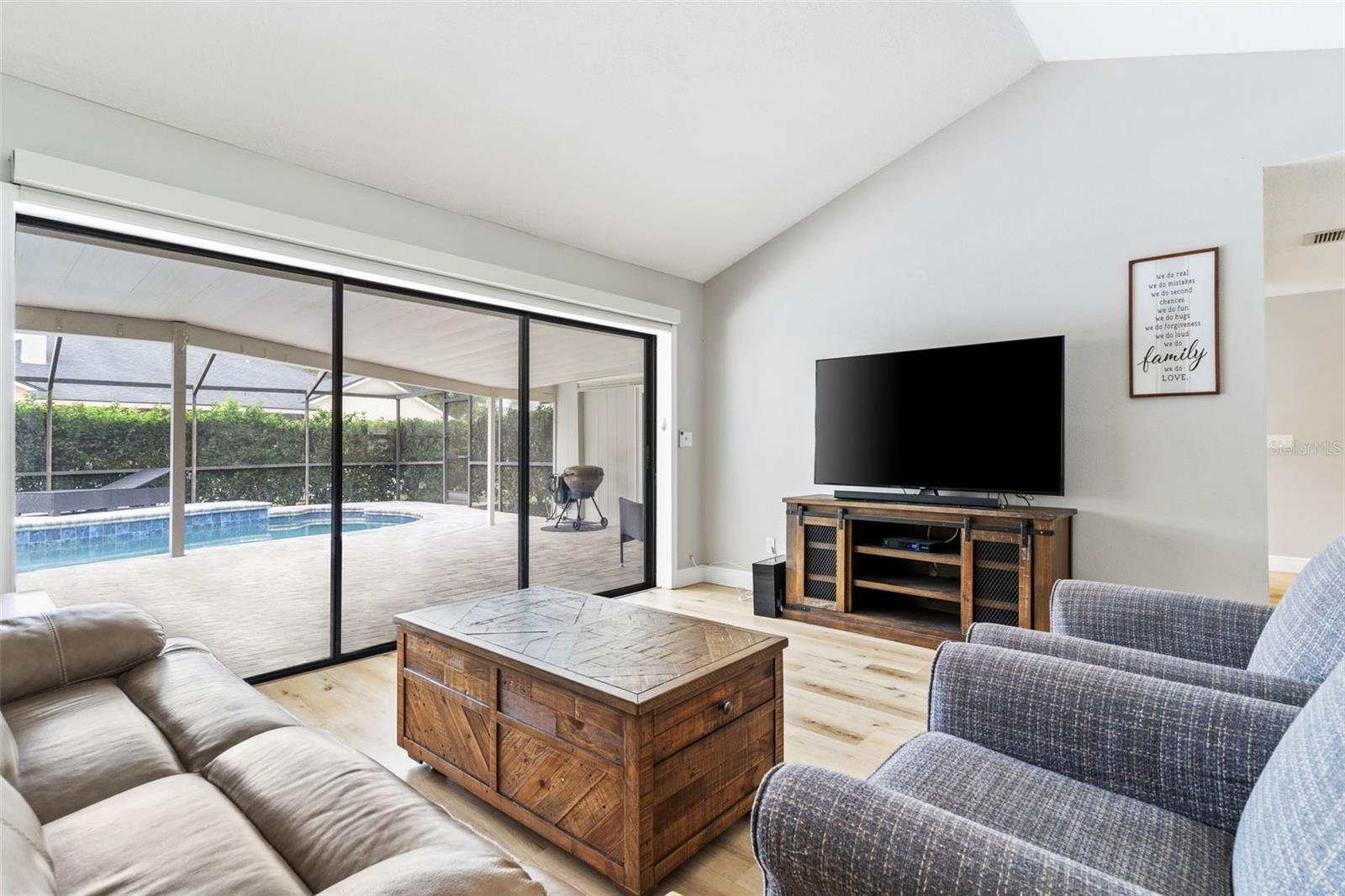 NORTH LAKES SEC E UNIT 1 - Residential