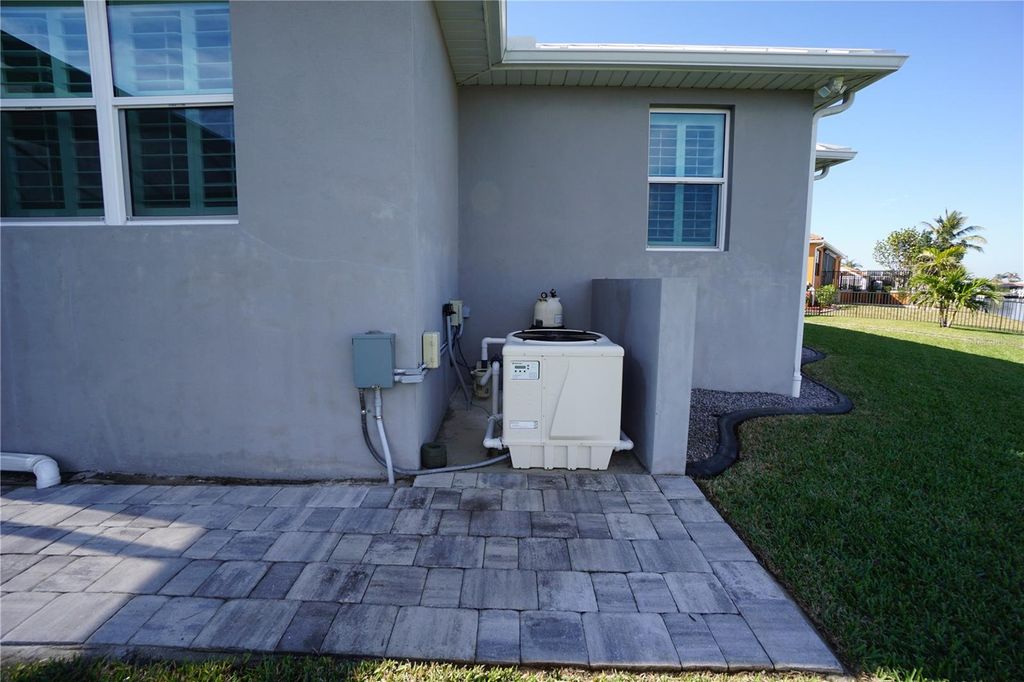 listing image 50