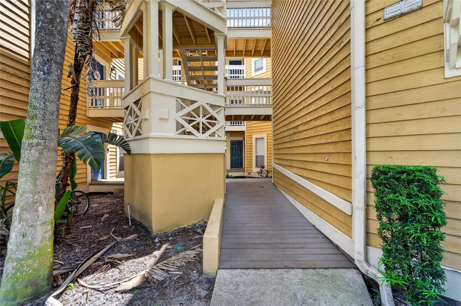 115 112TH AVENUE NE 406