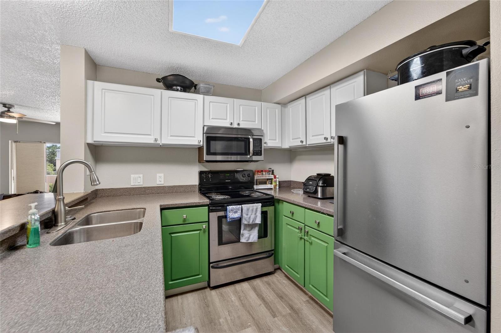 BRIDGEWATER PLACE CONDO - Residential