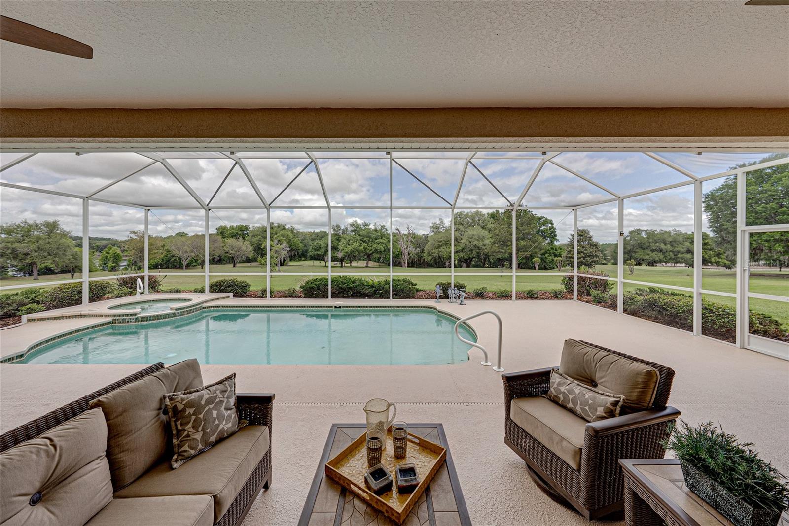 LAKE JOVITA GOLF & COUNTRY CLUB PH 04 A - Residential