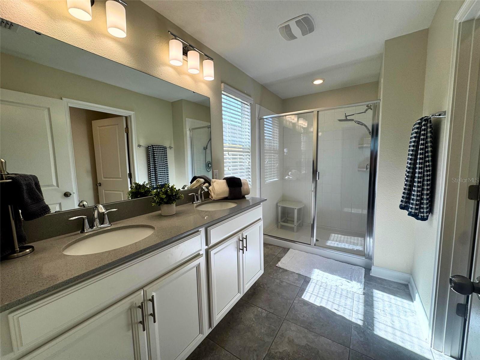 STOREY GROVE PH 1B-1 - Residential