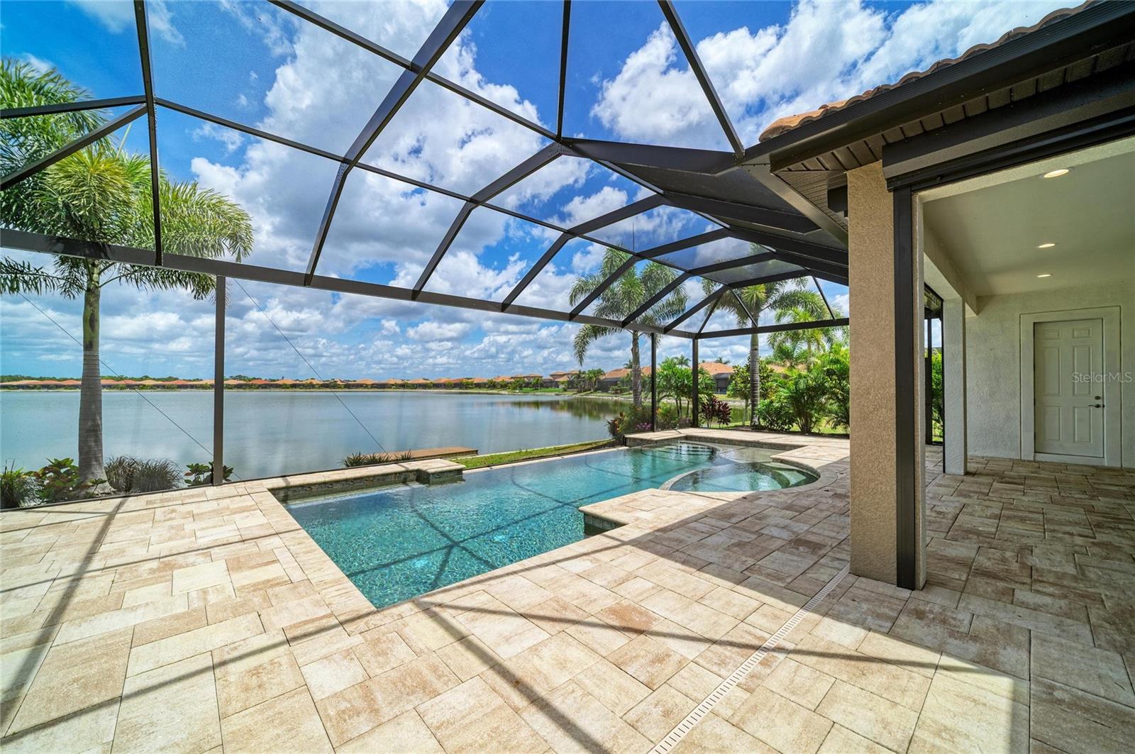 TOSCANA ISLES - Residential