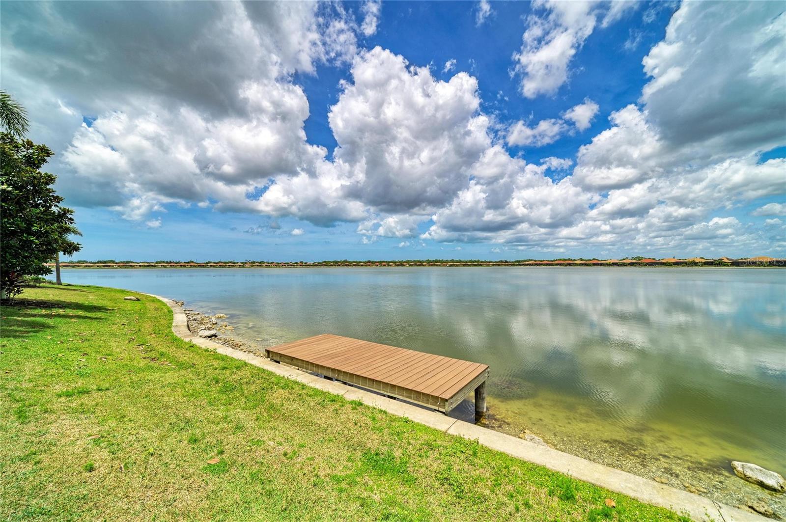 TOSCANA ISLES - Residential