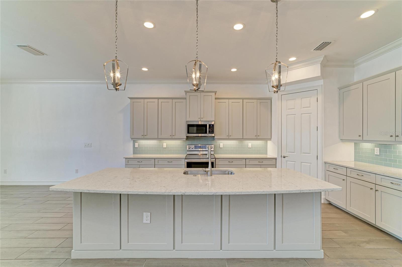 TOSCANA ISLES - Residential