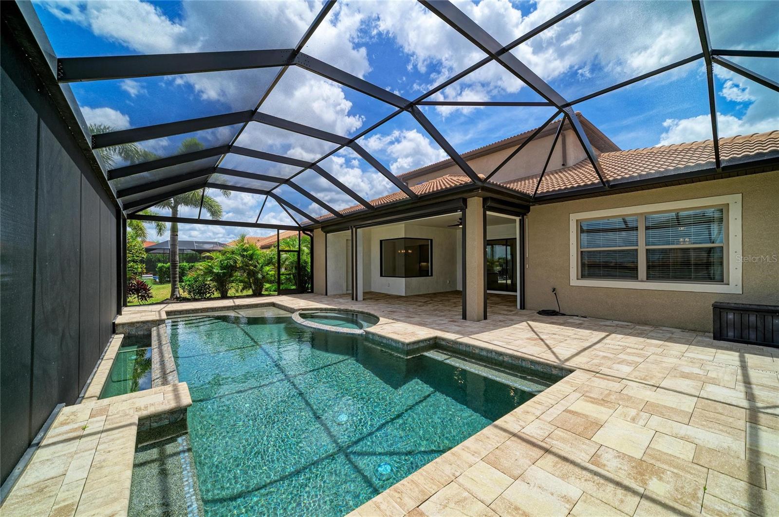 TOSCANA ISLES - Residential