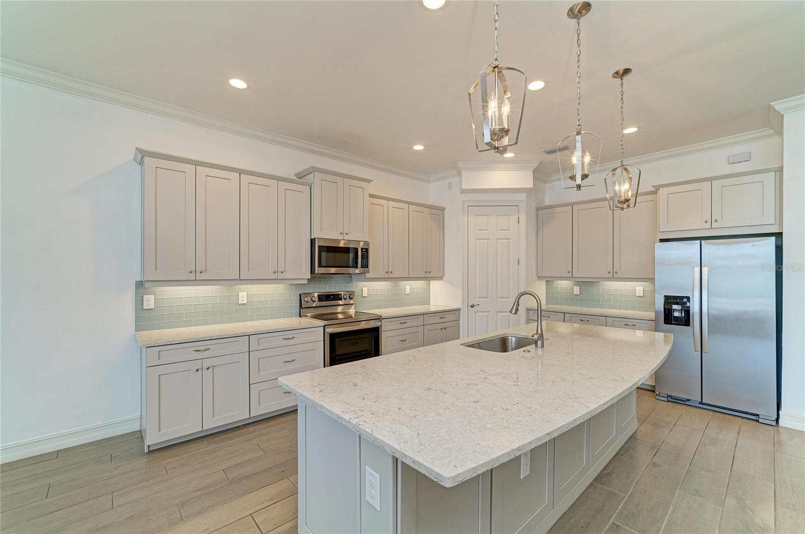 TOSCANA ISLES - Residential