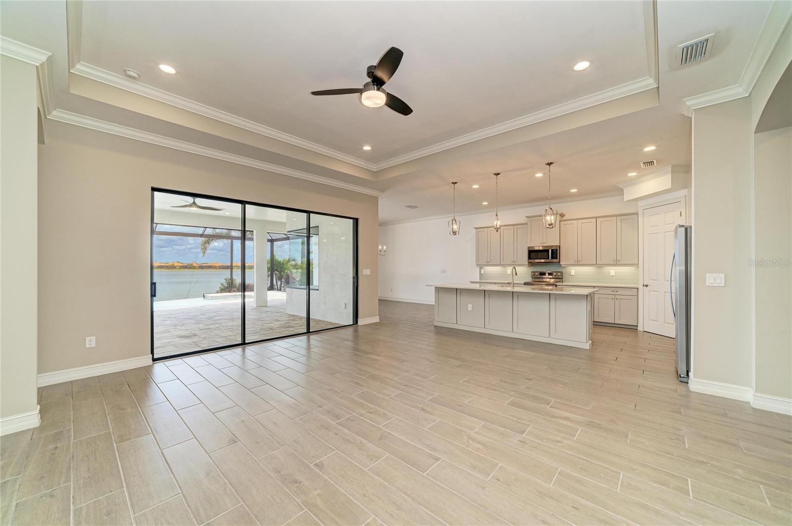 TOSCANA ISLES - Residential