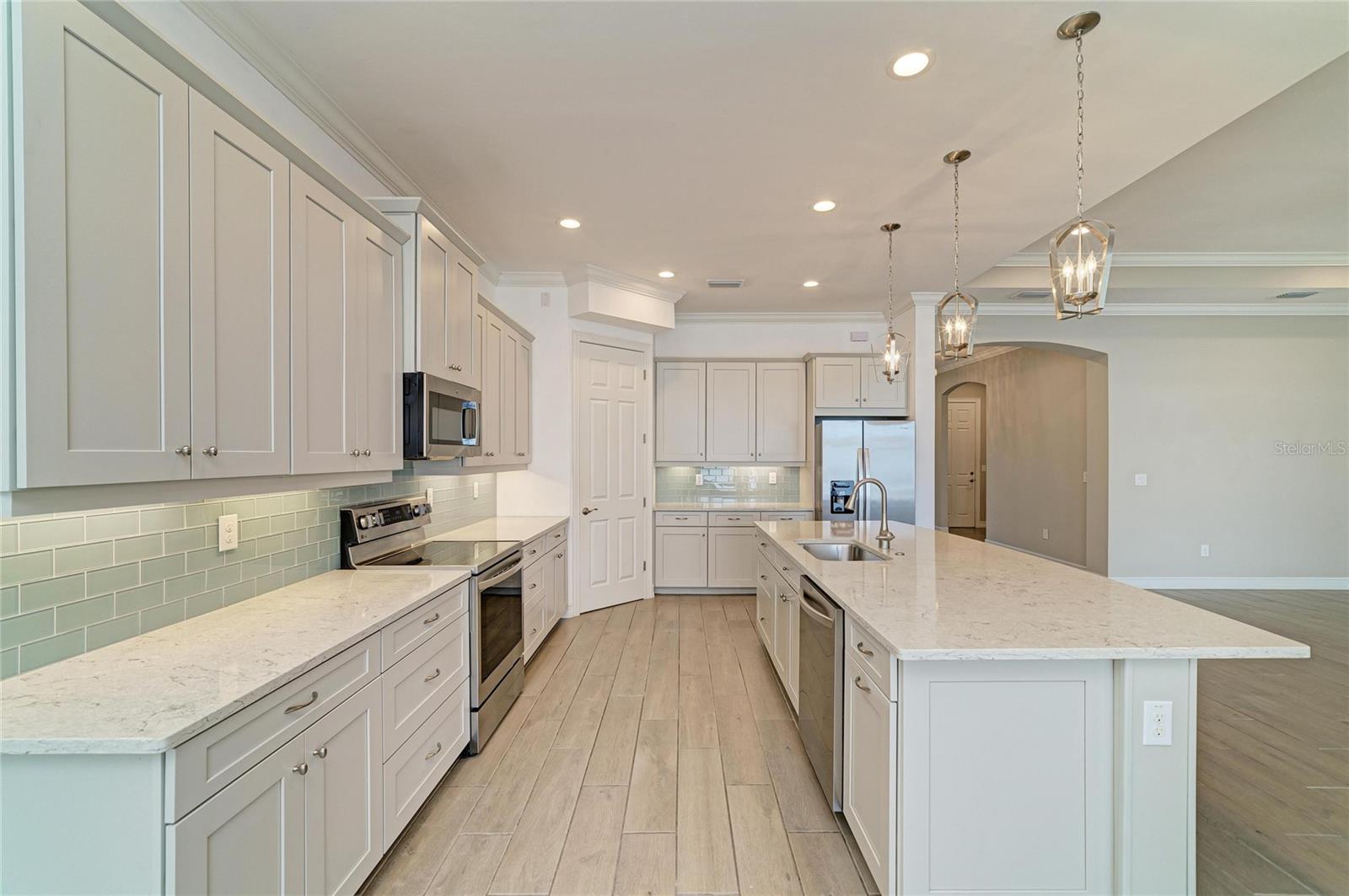 TOSCANA ISLES - Residential