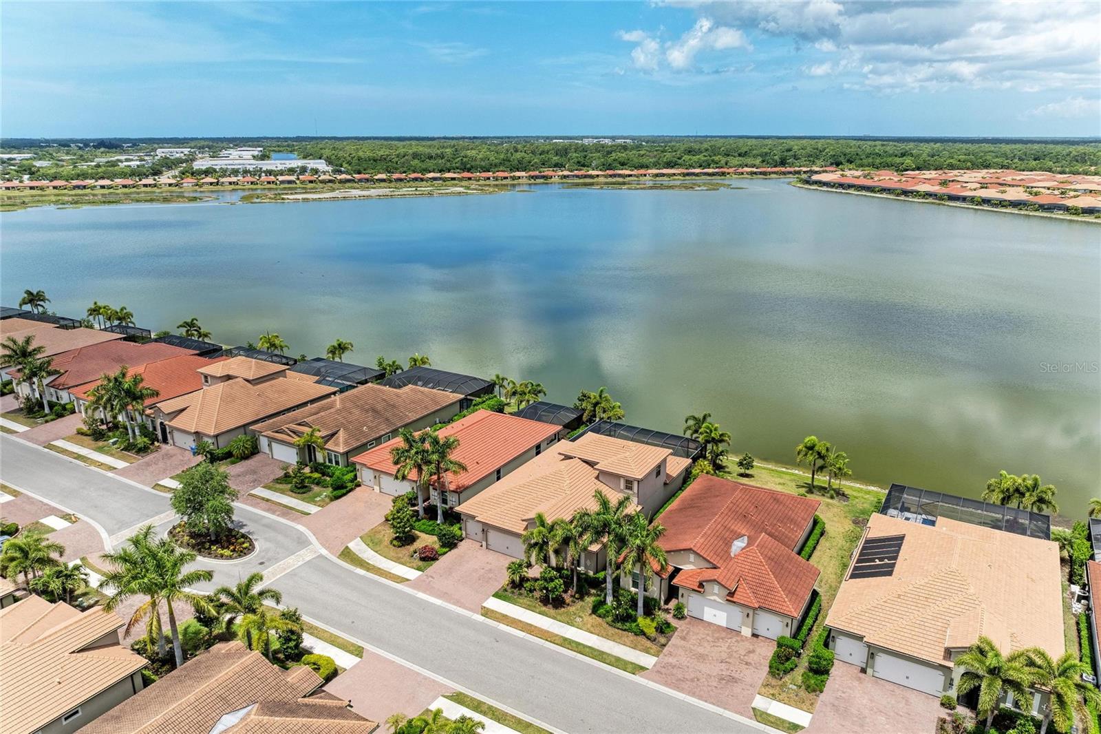 TOSCANA ISLES - Residential