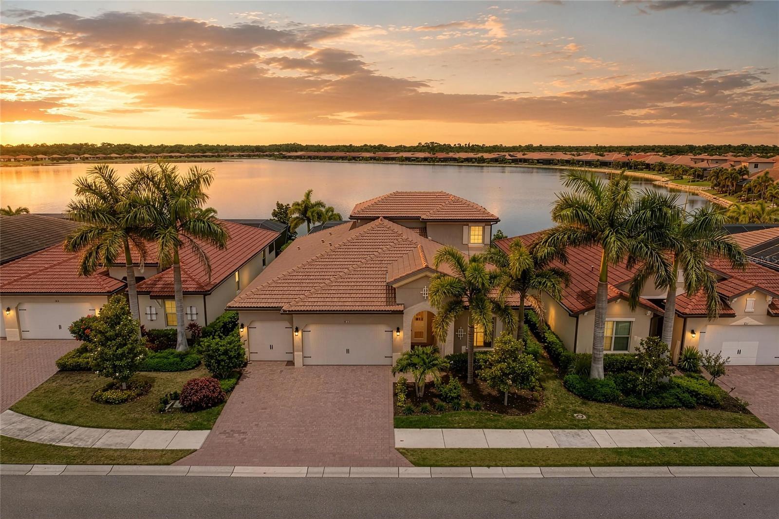 TOSCANA ISLES - Residential