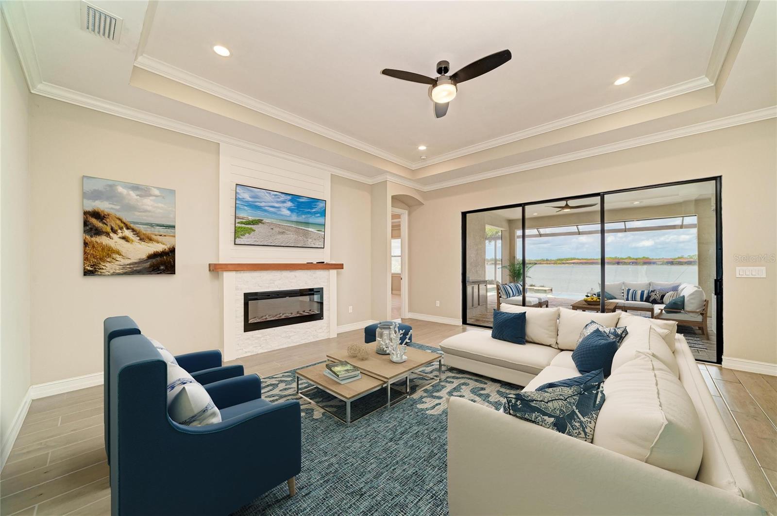 TOSCANA ISLES - Residential