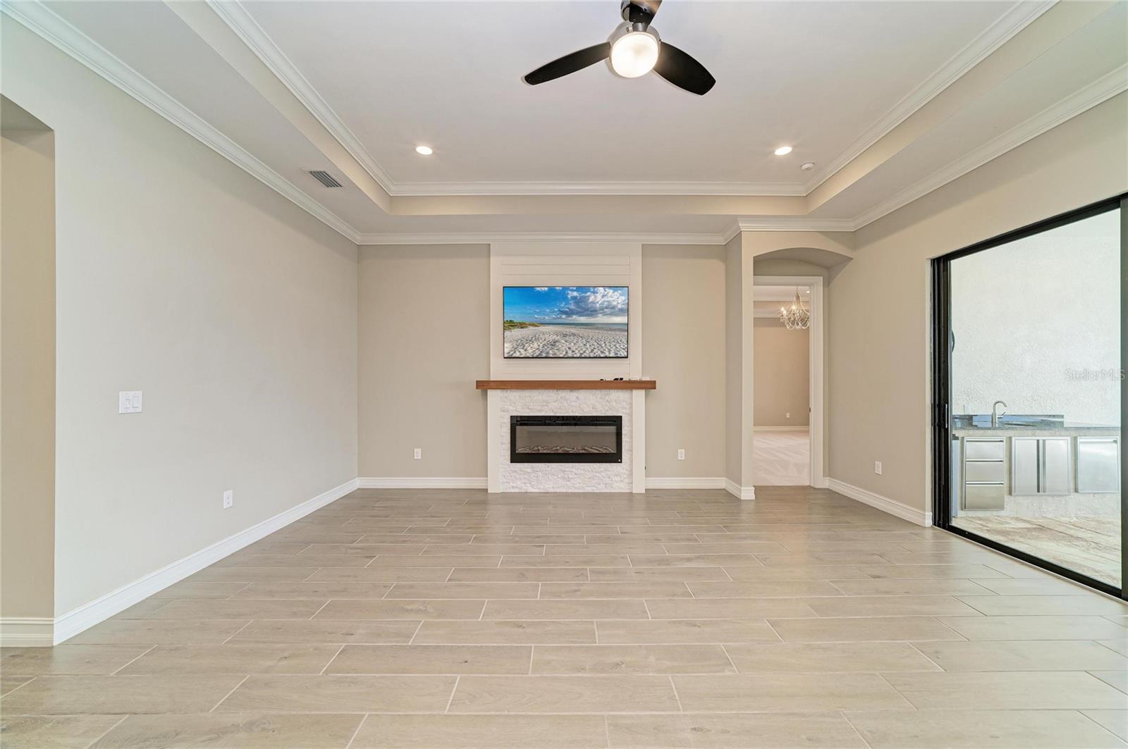 TOSCANA ISLES - Residential