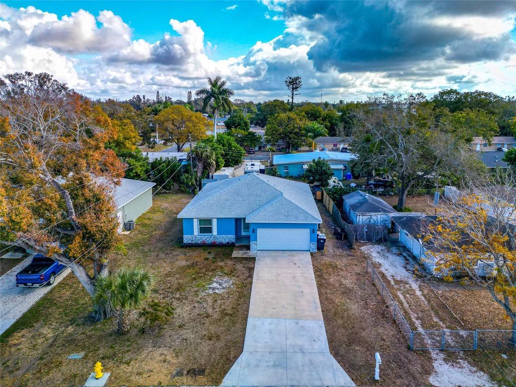 Photo of 3221 3rd Street E, Bradenton, FL 34208 (MLS # A4682120)