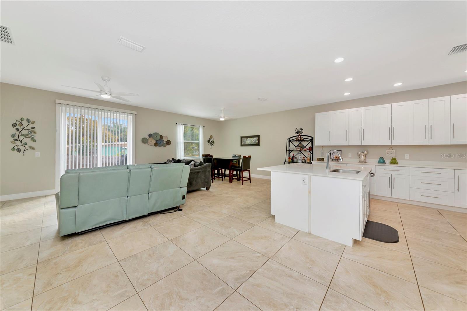 HIGHLAND FIRST ADD - Residential