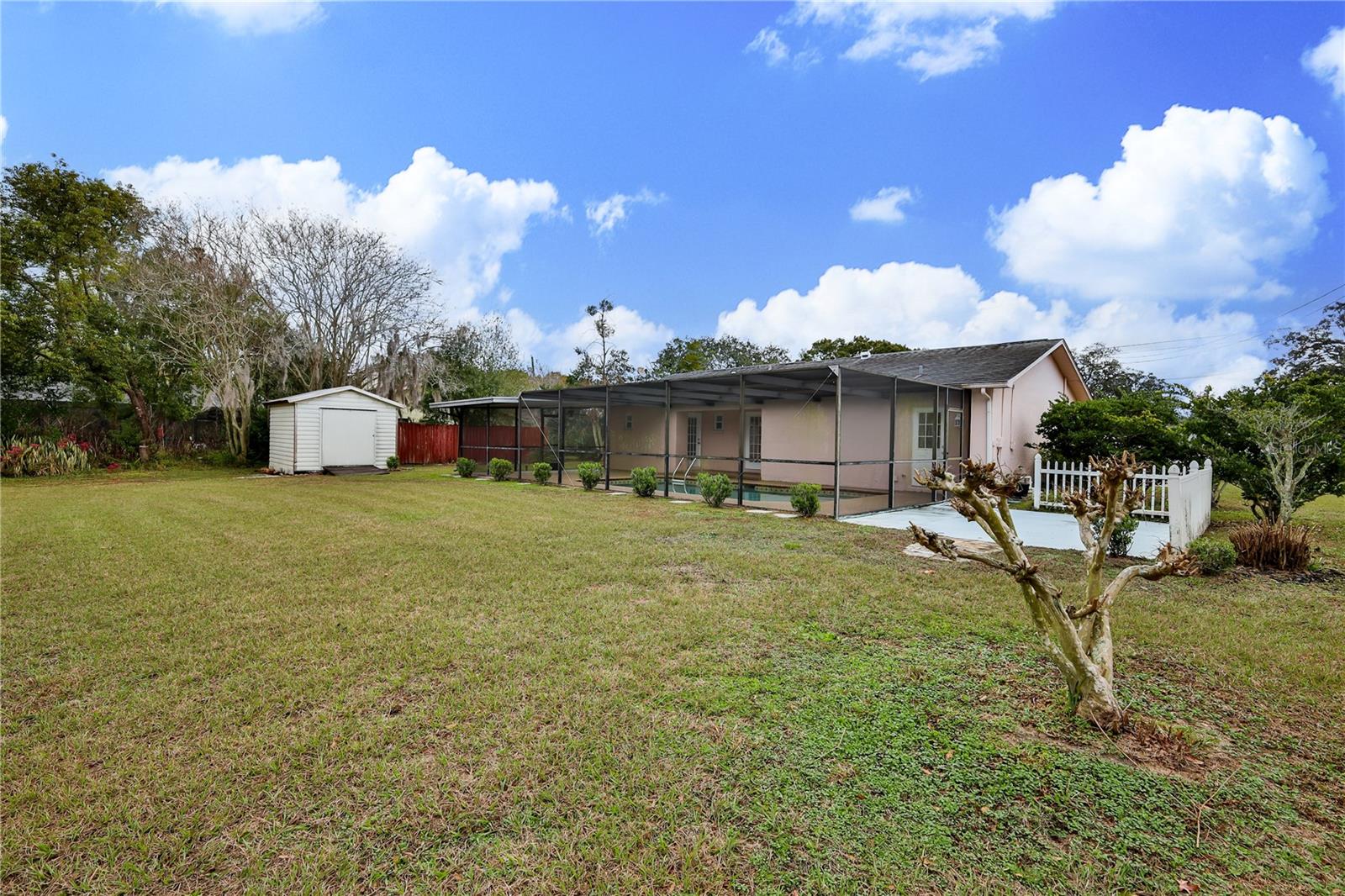 SPRING HILL - Residential