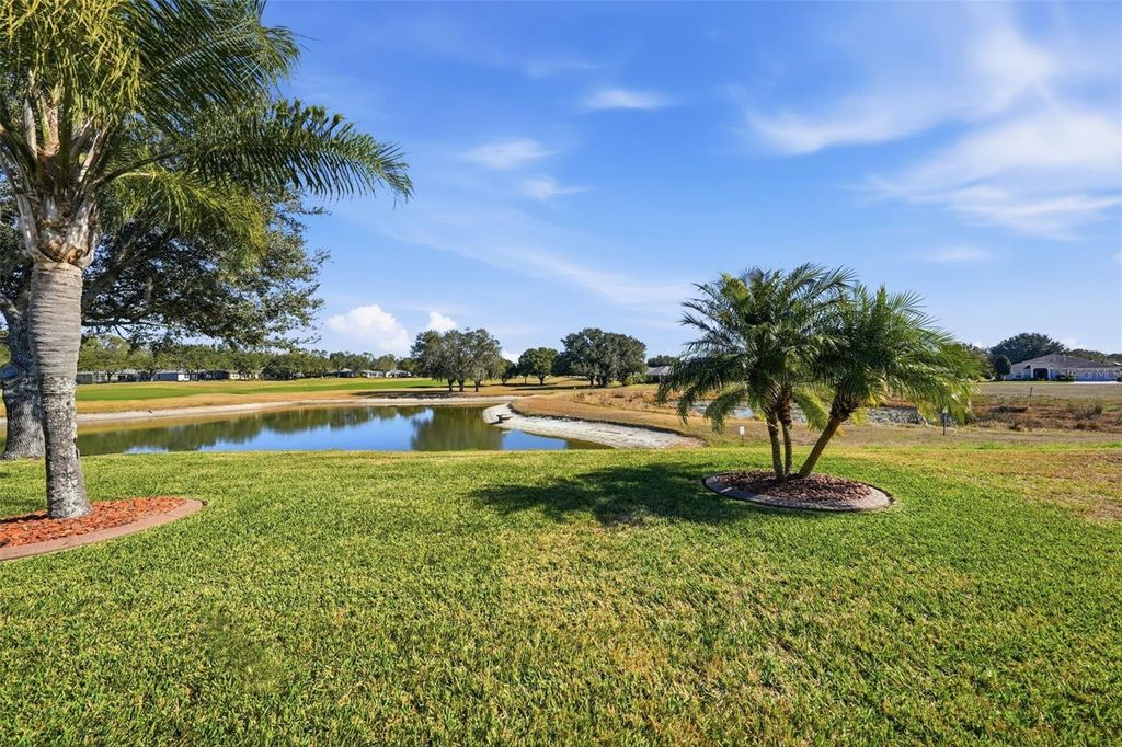 Photo of 26728 White Plains Way, Leesburg, FL 34748 (MLS # G5107528)