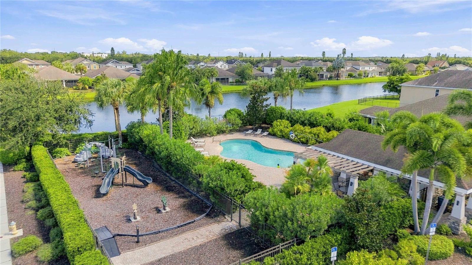 5711 ARBOR WOOD COURT, BRADENTON, FL, 34203 2 5711 ARBOR WOOD COURT