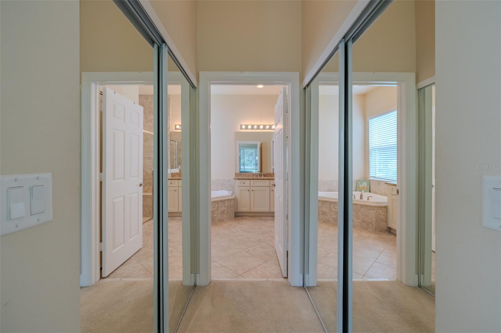 VALENCIA LAKES TR D PH 1 - Residential