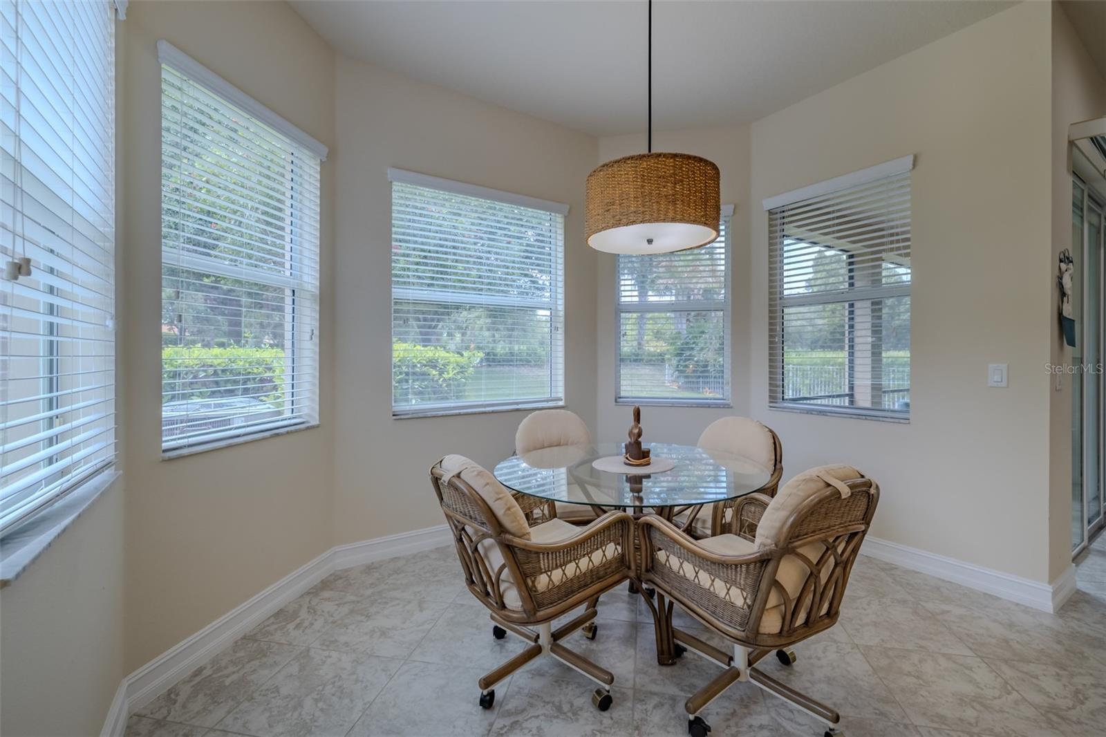 VALENCIA LAKES TR D PH 1 - Residential